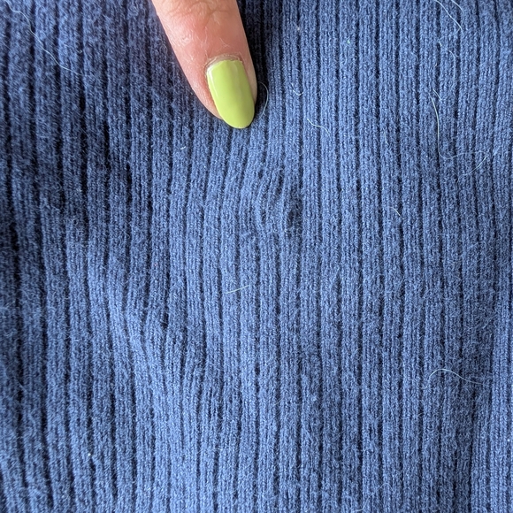 Good American Deep Blue Ribbed Top - Picture 6 of 8